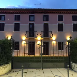 Giotto Luxury Suite&apartments Mestre